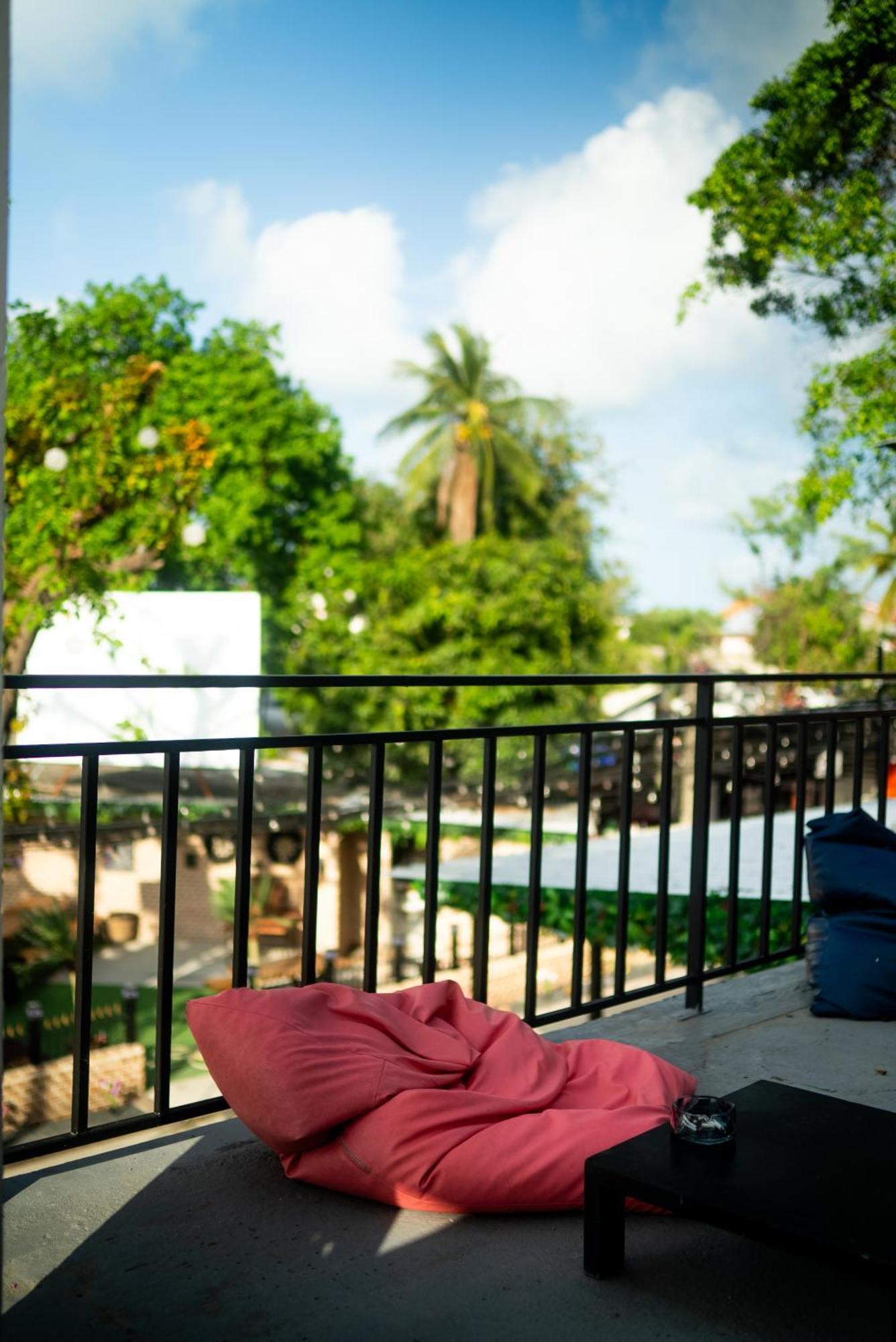 Bad Monkey Samui Hostel Chaweng  Exterior foto